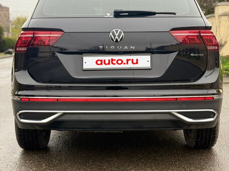 2021 Volkswagen Tiguan II Рестайлинг, чёрный, 3500000 рублей, вид 5