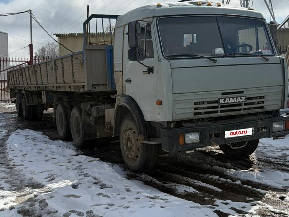 2004 КамАЗ 54115, серебристый, 1000000 рублей - вид 1