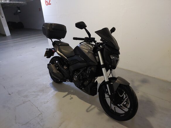 2021 Bajaj Dominar 400, чёрный, 350000 рублей - вид 2