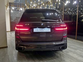 2026 BMW X7 40d I (G07) Рестайлинг, серый, 18950000 рублей, вид 4