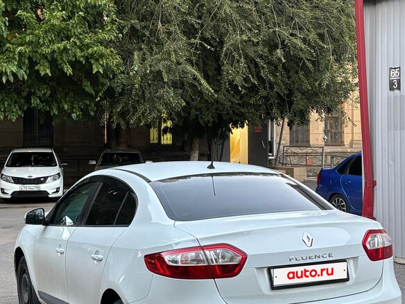 2014 Renault Fluence I Рестайлинг, белый, 530000 рублей - вид 9
