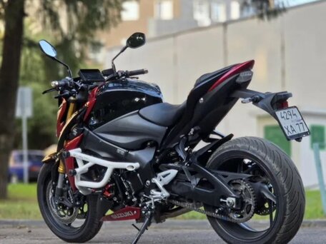 2018 Suzuki GSX-S 1000, красный, 875000 рублей, вид 2