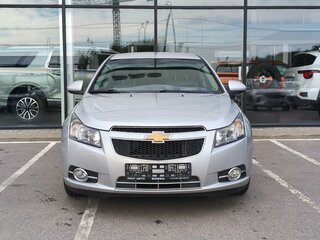 2012 Chevrolet Cruze I, серебристый, 747000 рублей, вид 3