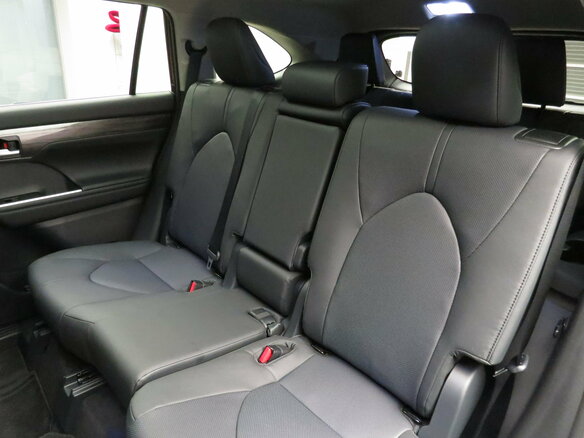 2025 Toyota Highlander IV (XU70), чёрный, 5780000 рублей - вид 26