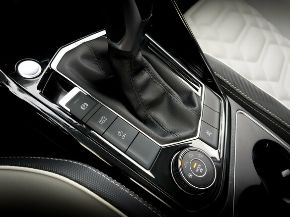 2023 Volkswagen Tayron X I Рестайлинг, белый, 4040000 рублей - вид 26