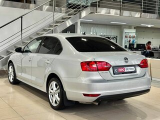2014 Volkswagen Jetta VI, серебристый, 1189900 рублей, вид 4