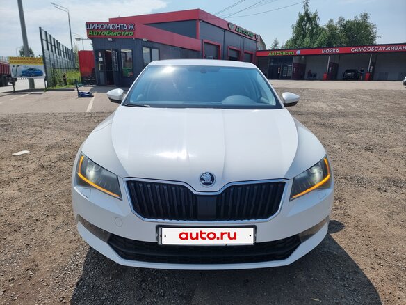2017 Skoda Superb III, белый - вид 8