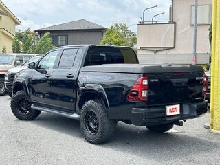 2022 Toyota Hilux VIII Рестайлинг 2, чёрный, 3240010 рублей, вид 4