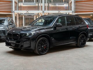 2026 BMW X5 M60i IV (G05/G18) Рестайлинг, чёрный, 19490000 рублей, вид 1