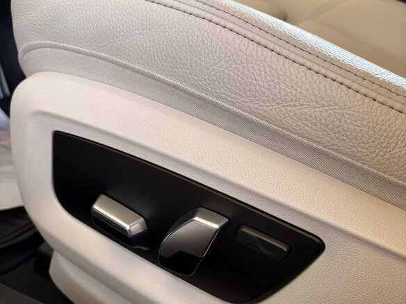 2021 BMW 5 серии 530i xDrive VII (G30/G31/G38) Рестайлинг, серый, 4150000 рублей - вид 17