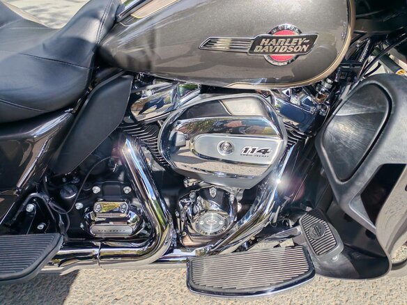 2023 Harley-Davidson Tri Glide, коричневый, 3900000 рублей - вид 6