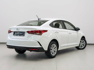 2022 Hyundai Solaris II Рестайлинг, белый, 1620000 рублей, вид 5