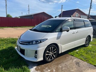 2013 Toyota Estima III Рестайлинг 2, белый, 1900000 рублей, вид 1