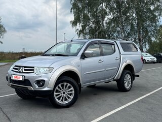 2014 Mitsubishi L200 IV Рестайлинг, серебристый, 1820000 рублей, вид 2