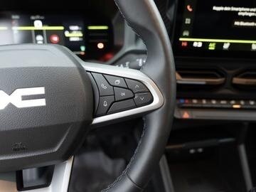 2024 Dacia Duster III, зелёный - вид 12