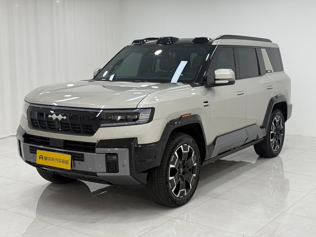 Открыть фотографии: BYD FangChengBao Leopard 8