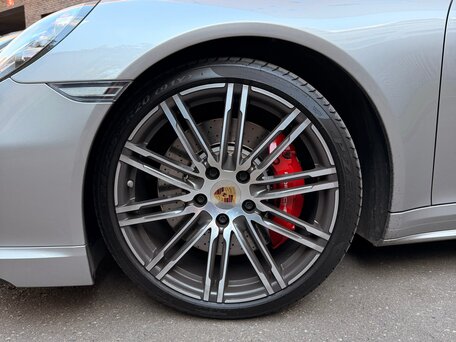 2015 Porsche 911 Turbo VII (991), серебристый, 11790000 рублей, вид 4