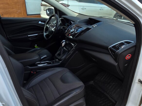 2013 Ford Kuga II, белый, 930000 рублей - вид 9
