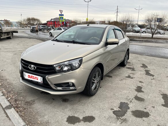 2018 Lada (ВАЗ) Vesta I, бежевый, 900000 рублей - вид 3