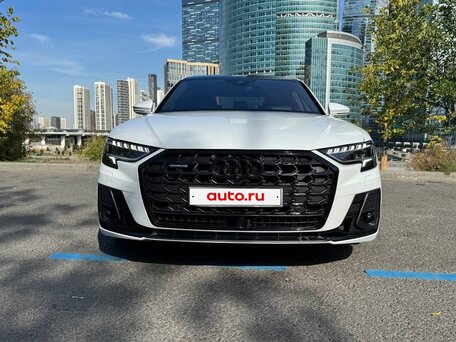 2022 Audi A8 55 TFSI IV (D5) Рестайлинг, белый, 9650000 рублей, вид 2