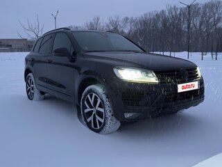 2018 Volkswagen Touareg II Рестайлинг, чёрный, 4000000 рублей, вид 3