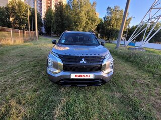 2022 Mitsubishi Outlander IV, серый, 2733354 рублей, вид 3