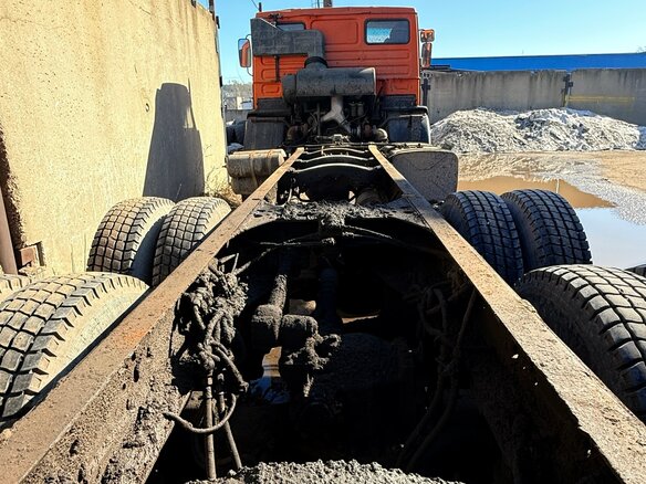 2010 КамАЗ 65111, оранжевый, 1350000 рублей - вид 5