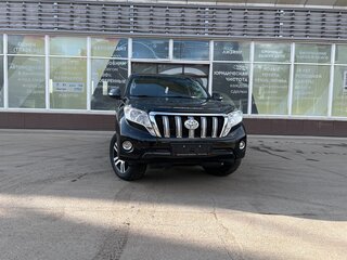 2014 Toyota Land Cruiser Prado 4-speed 150 Series Рестайлинг 1, чёрный, 3485000 рублей, вид 1