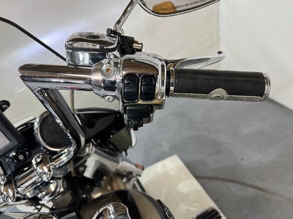 2012 Harley-Davidson CVO, бежевый, 980000 рублей - вид 28