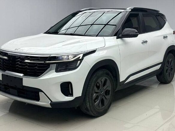 2023 Kia Seltos I Рестайлинг, белый - вид 3