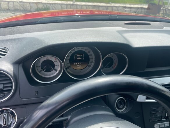 2011 Mercedes-Benz C-Класс 180 BlueEFFICIENCY III (W204) Рестайлинг, красный, 1750000 рублей - вид 7