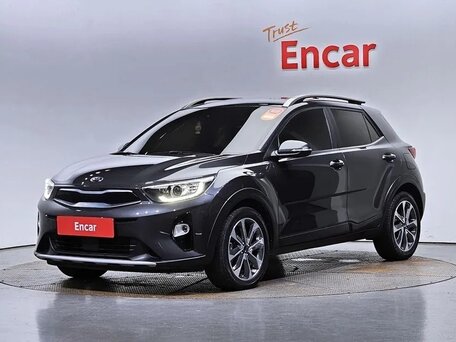 2020 Kia Stonic I, серый, 1670000 рублей, вид 1