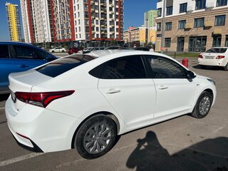 2019 Hyundai Solaris II, белый, 1220000 рублей, вид 3