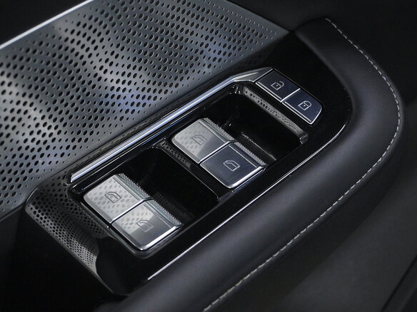 2023 Zeekr 001 100 kWh I, чёрный - вид 12