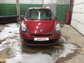 2011 Renault Scenic III, красный, 799000 рублей, вид 3