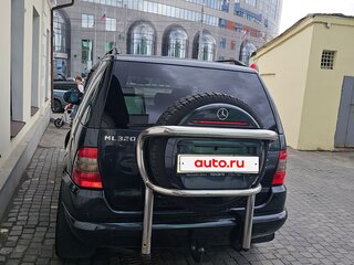 1998 Mercedes-Benz M-Класс 320 I (W163), синий, 515000 рублей, вид 3