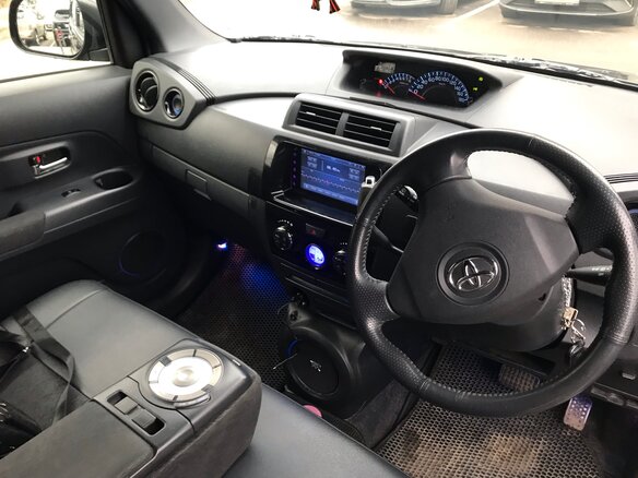 2013 Toyota bB II Рестайлинг, чёрный, 950000 рублей - вид 5