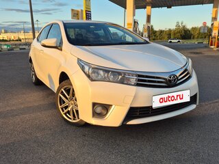 2013 Toyota Corolla XI (E160, E170, E180), белый, 1050000 рублей, вид 3