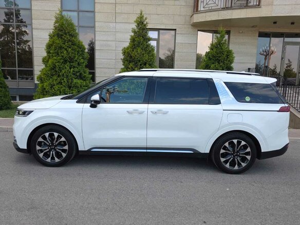 2020 Kia Carnival IV, белый, 2290000 рублей - вид 13