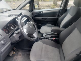 2013 Opel Zafira B Рестайлинг, серебристый, 650000 рублей, вид 5