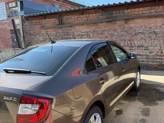 2018 Skoda Rapid I Рестайлинг, коричневый, 1320000 рублей, вид 4