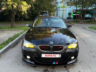 2005 BMW 5 серии 525i V (E60/E61), чёрный, 900000 рублей, вид 1