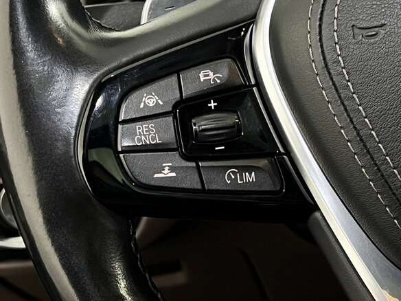 2018 BMW 6 серии Gran Turismo 640i xDrive IV (G32), красный, 3655000 рублей - вид 21