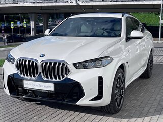 2025 BMW X6 40i III (G06) Рестайлинг, белый, 14880000 рублей, вид 3