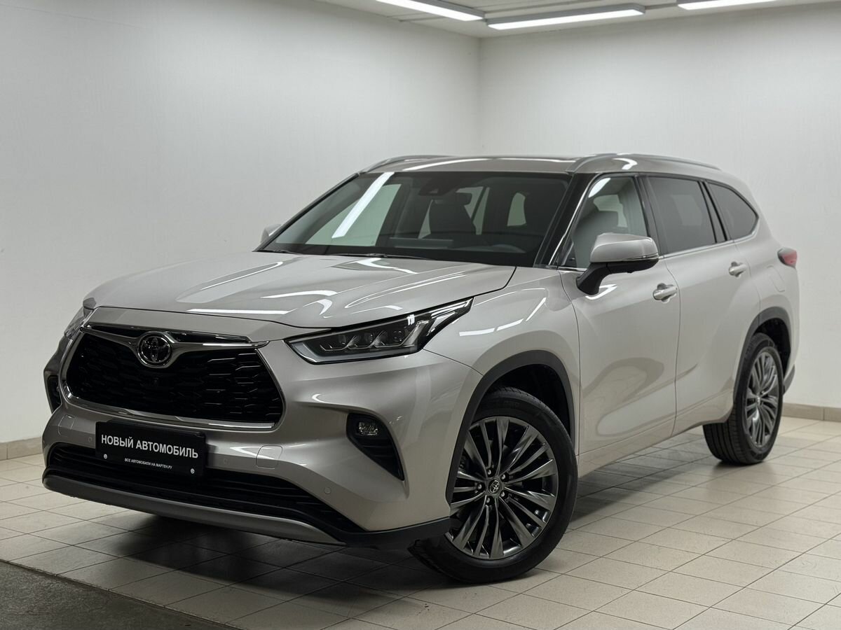 Открыть фотографии: Toyota Highlander IV (XU70)