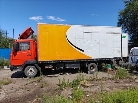 1995 Mercedes-Benz 814, оранжевый, 650000 рублей, вид 2