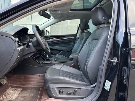 2023 Volkswagen Passat B8 Рестайлинг, чёрный, 2400000 рублей, вид 5