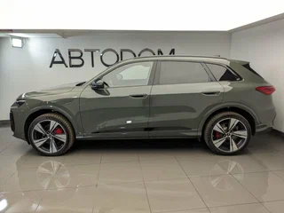 2026 Audi Q5 L III (GU), зелёный, 7560000 рублей, вид 2