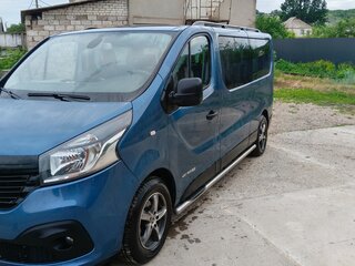 2017 Renault Trafic III, синий, 2100000 рублей, вид 1