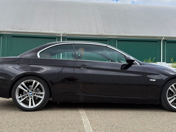 2008 BMW 3 серии 325i V (E90/E91/E92/E93), чёрный, 2400000 рублей - вид 7